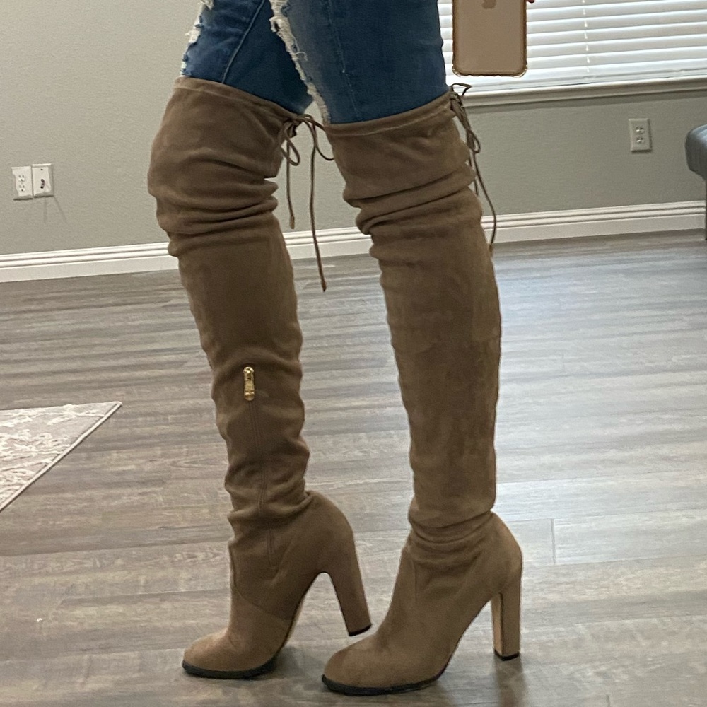Hi knee boots